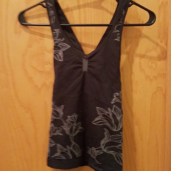 Reebok Tank Top NWT Athletic Yoga - Picture 1 of 6